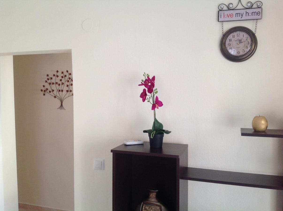 Myparalia Apartament ***** Extérieur photo