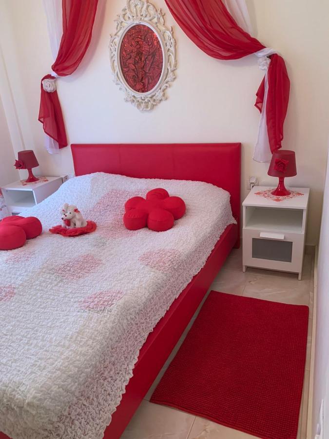Myparalia Apartament ***** Extérieur photo