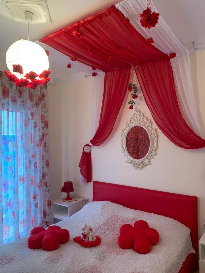 Myparalia Apartament ***** Extérieur photo